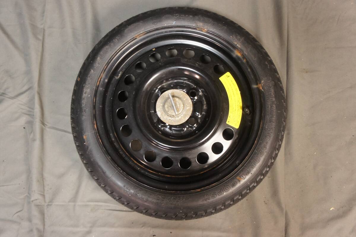 送料1600円~ スペアタイヤ 固定金具付 Z12 前期 15X キューブ T125/70D15 15インチ テンパータイヤ 応急タイヤ BRIDGESTONE NZ12 @20095s