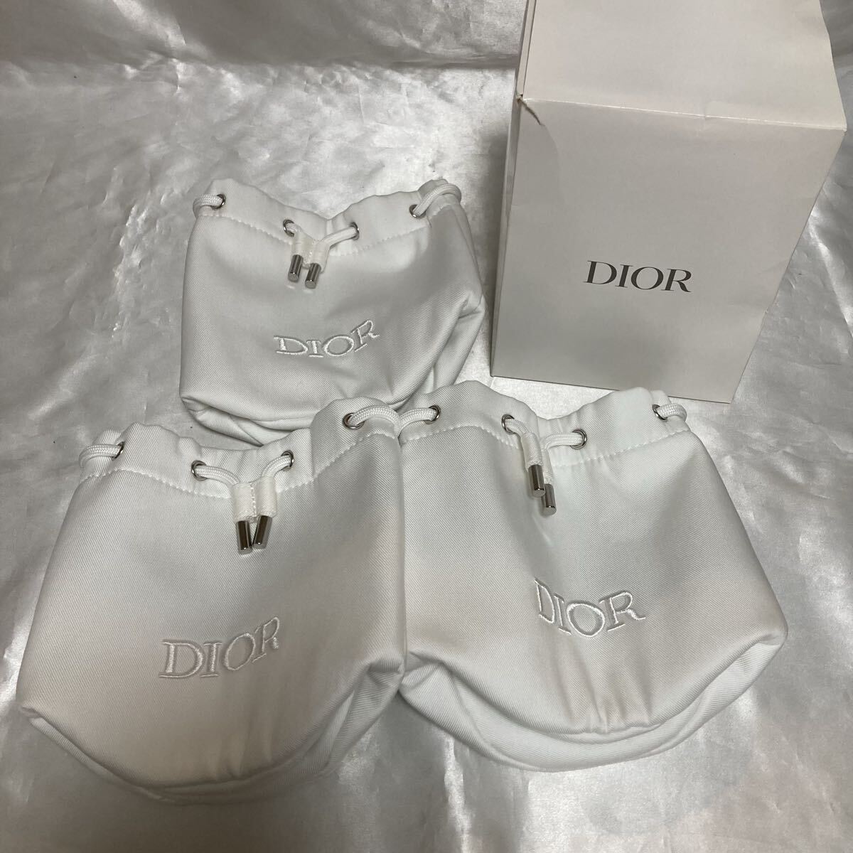 【Dior】ディオール 巾着ポーチ ホワイト ノベルティ 3つセット