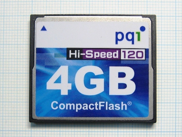 ★Ｐｑｉ コンパクトフラッシュ４ＧＢ 中古★送料８５円・１８５円