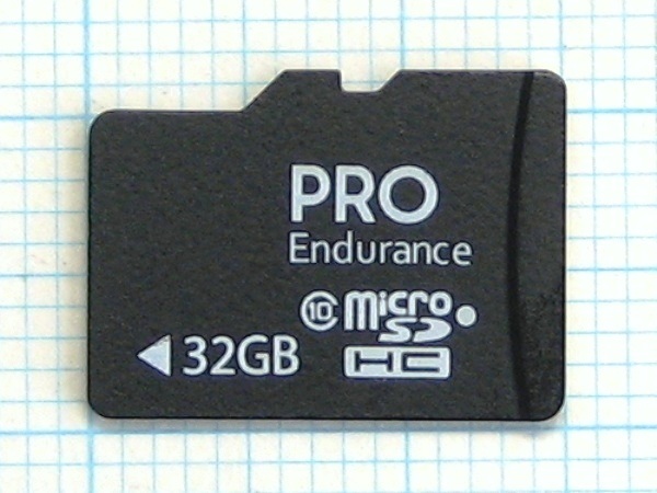 ★PRO micro SDHC メモリーカード ３２ＧＢ 中古★送料８５円・１８５円