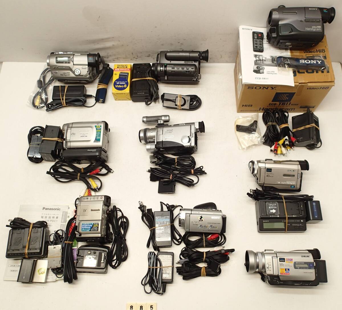 M885E ビデオカメラ 大量 SONY HDR-CX500V DCR- TRV10 TRV20 CCD-TR11 Panasonic NV-C1 DS5 SHARP VL-MR1PRO 等 中古 ジャンク
