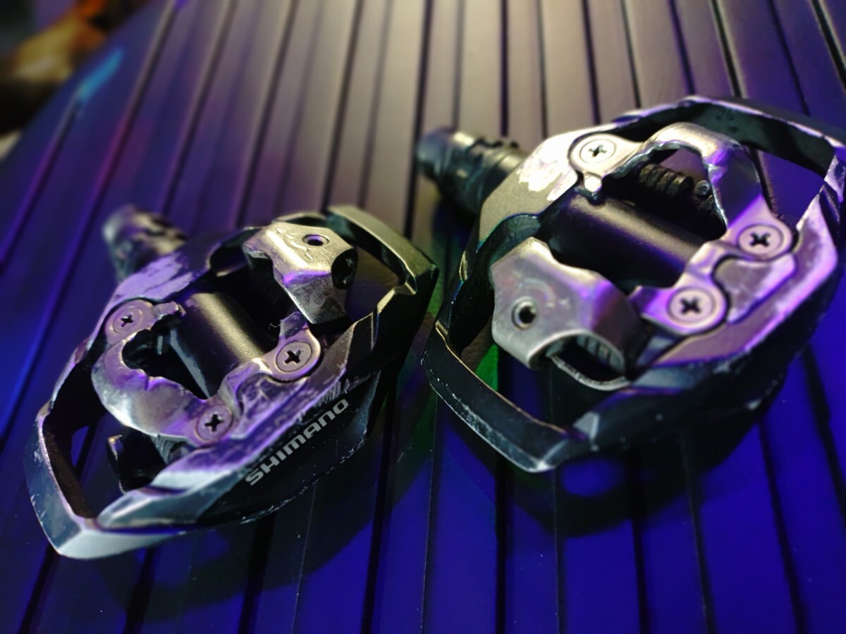 SHIMANO シマノ PD-M530 両側 ビンディング ペダル クリート エアロ ロード TT マウンテン バイクトライアスロン ポタ サイクリング 自転車