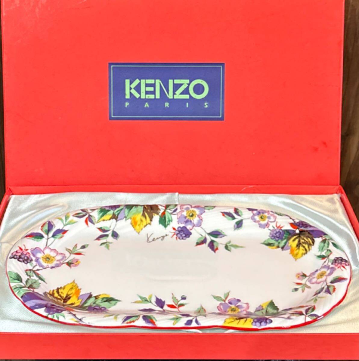 未使用 【 KENZO 花柄 トレー 『 オベピンヌ 』 KZ5226 幅295ミリ 縦173ミリ 高さ25ミリ】 ケンゾー プレート 皿 花柄皿 floral plate