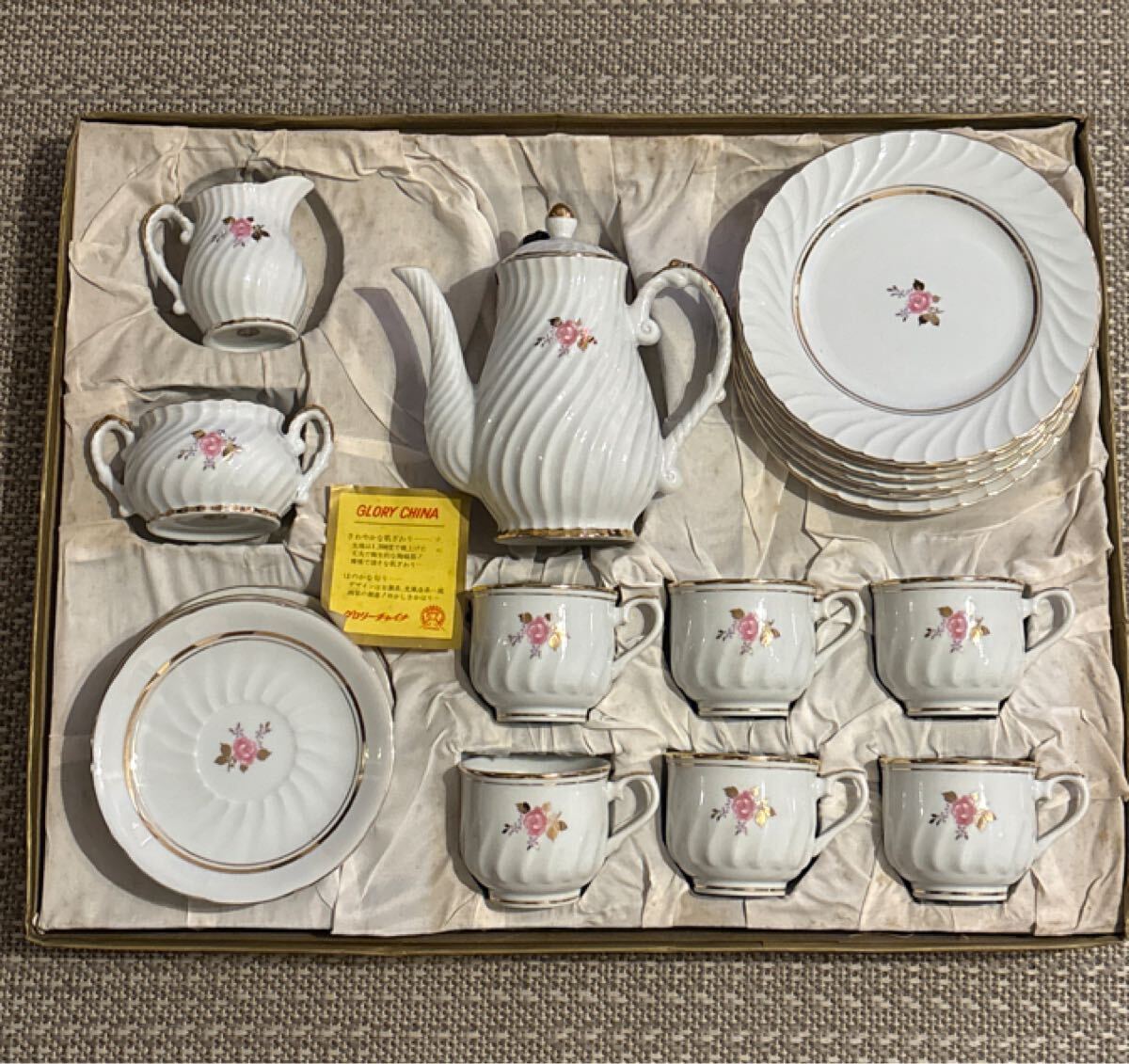 アンティーク 美品 【 GLORY CHINA 洋食器 ティーセット 】 カップ ソーサー シュガーポット ティーポット ポット 花柄 クリーマー 希少