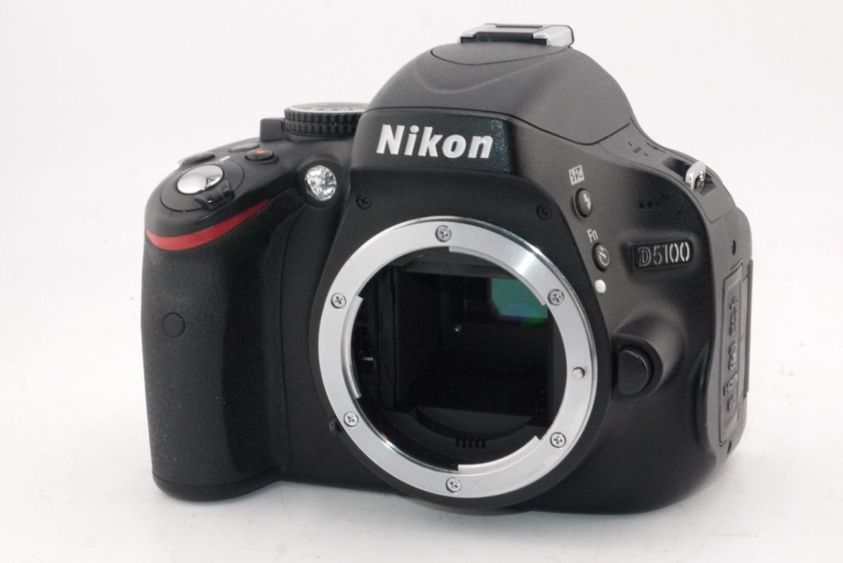 ニコン NIKON D5100 ボディ デジタル一眼 現状 #2932 #0033