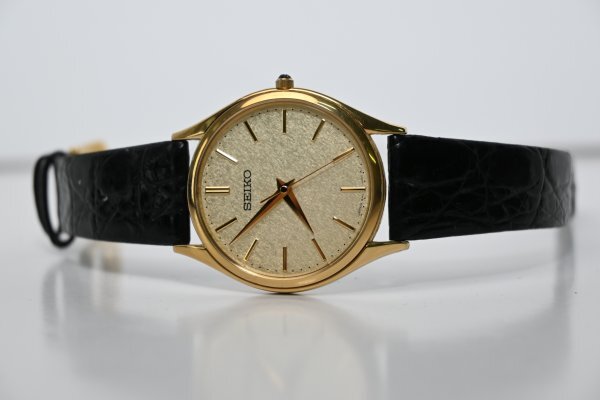 ●SEIKO ドルチェ 8J41-0AJ0 ゴールド文字盤 クォーツ メンズ腕時計