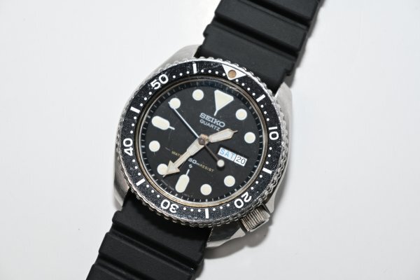 ●SEIKO セイコーダイバーズ 7548-7000 クォーツ デイデイト 稼働品