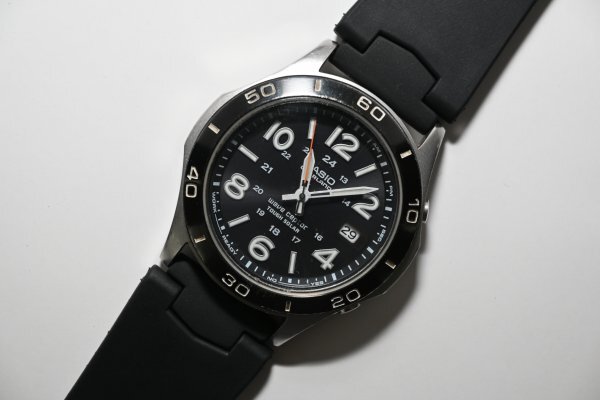 ●CASIO OVERLAND OVW-110 タフソーラー 電波 メンズ腕時計 稼働品