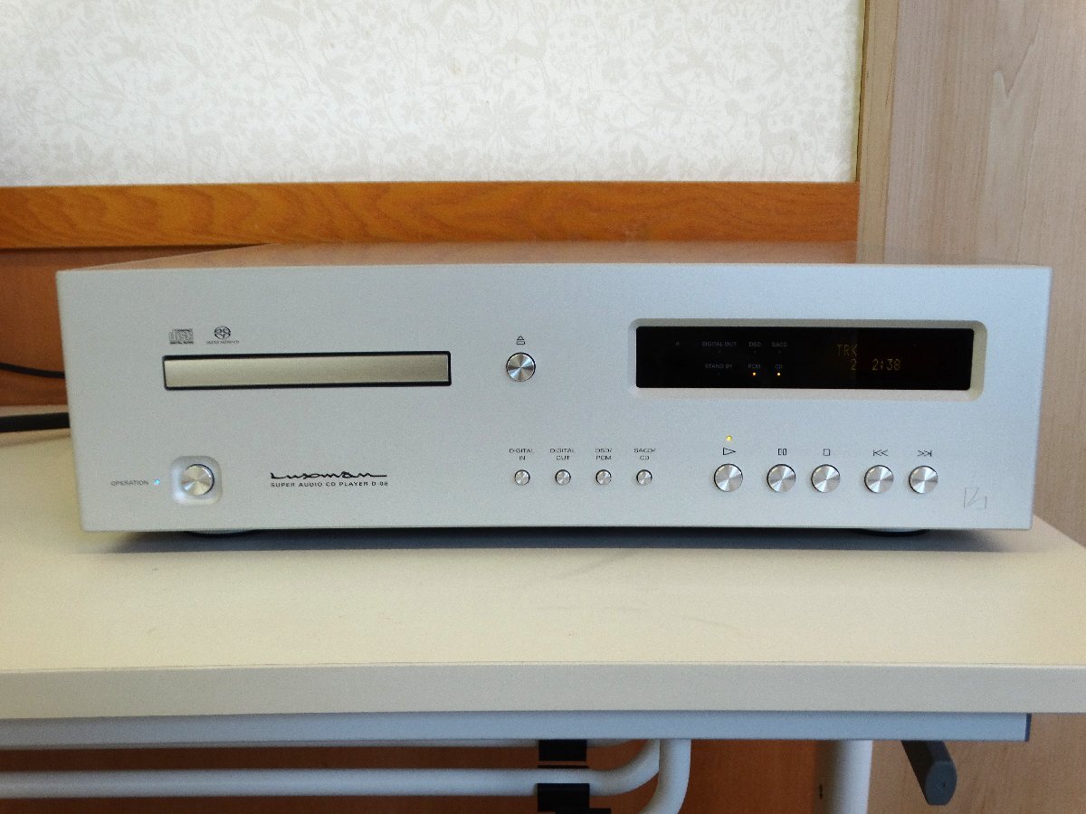 ラックスマン　LUXMAN　D-06 SUPER AUDIO CD PLAYER 　SACDプレーヤー　中古 A5-49◎