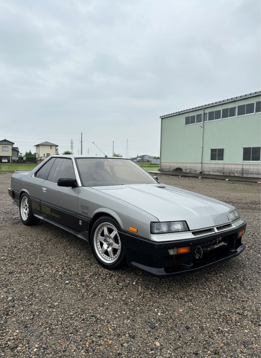 日産 スカイライン RS-X DOHCターボ DR30 5速MT 書類付き・自走可能