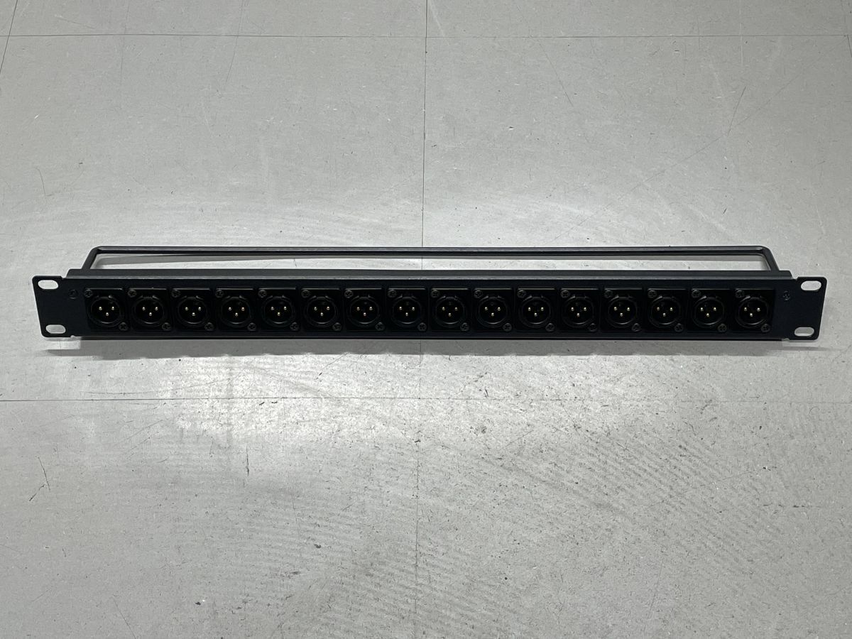 XLRオス×16 コネクターパネル その２