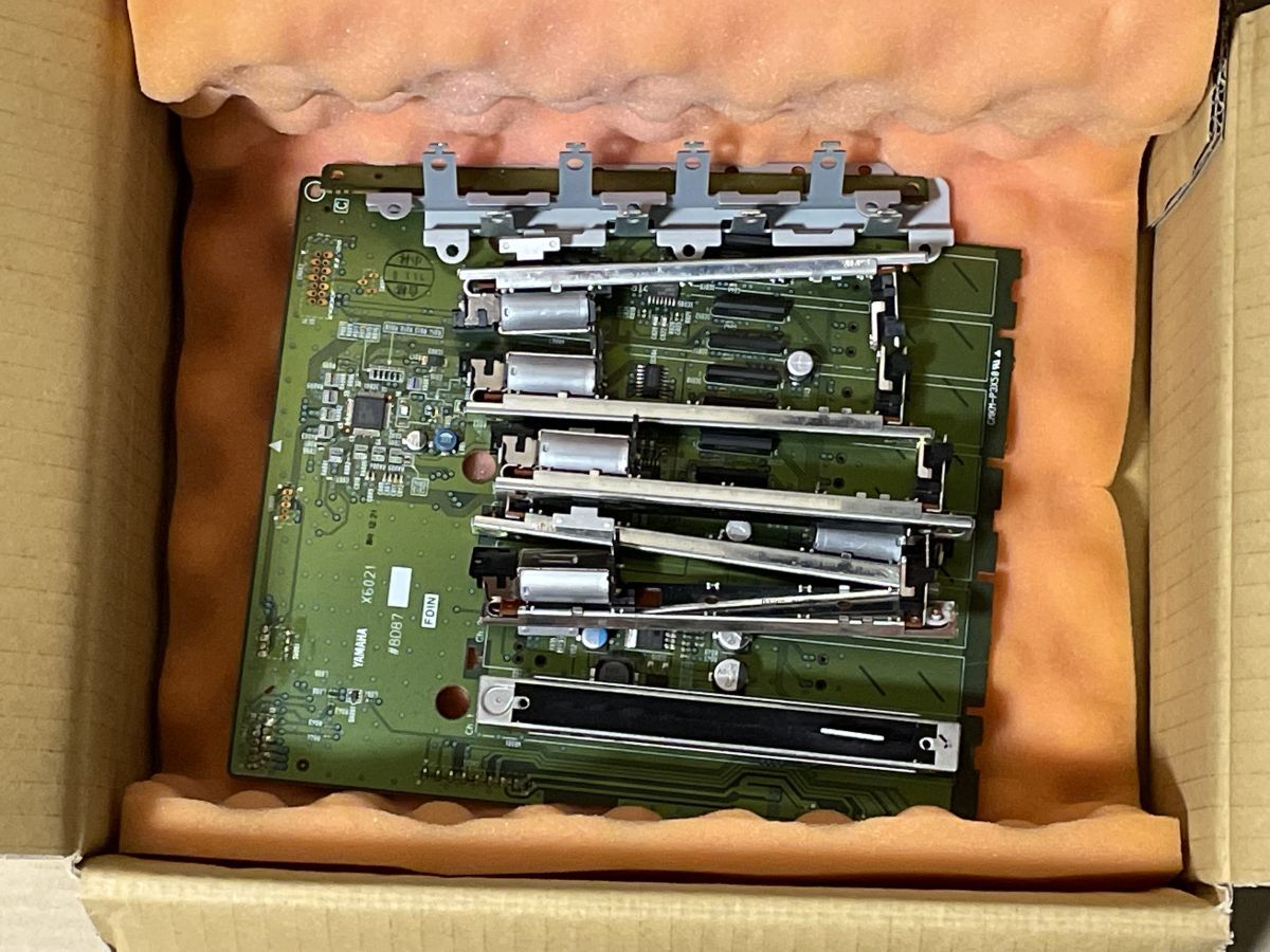 YAMAHA M7CL モーターフェーダー その２