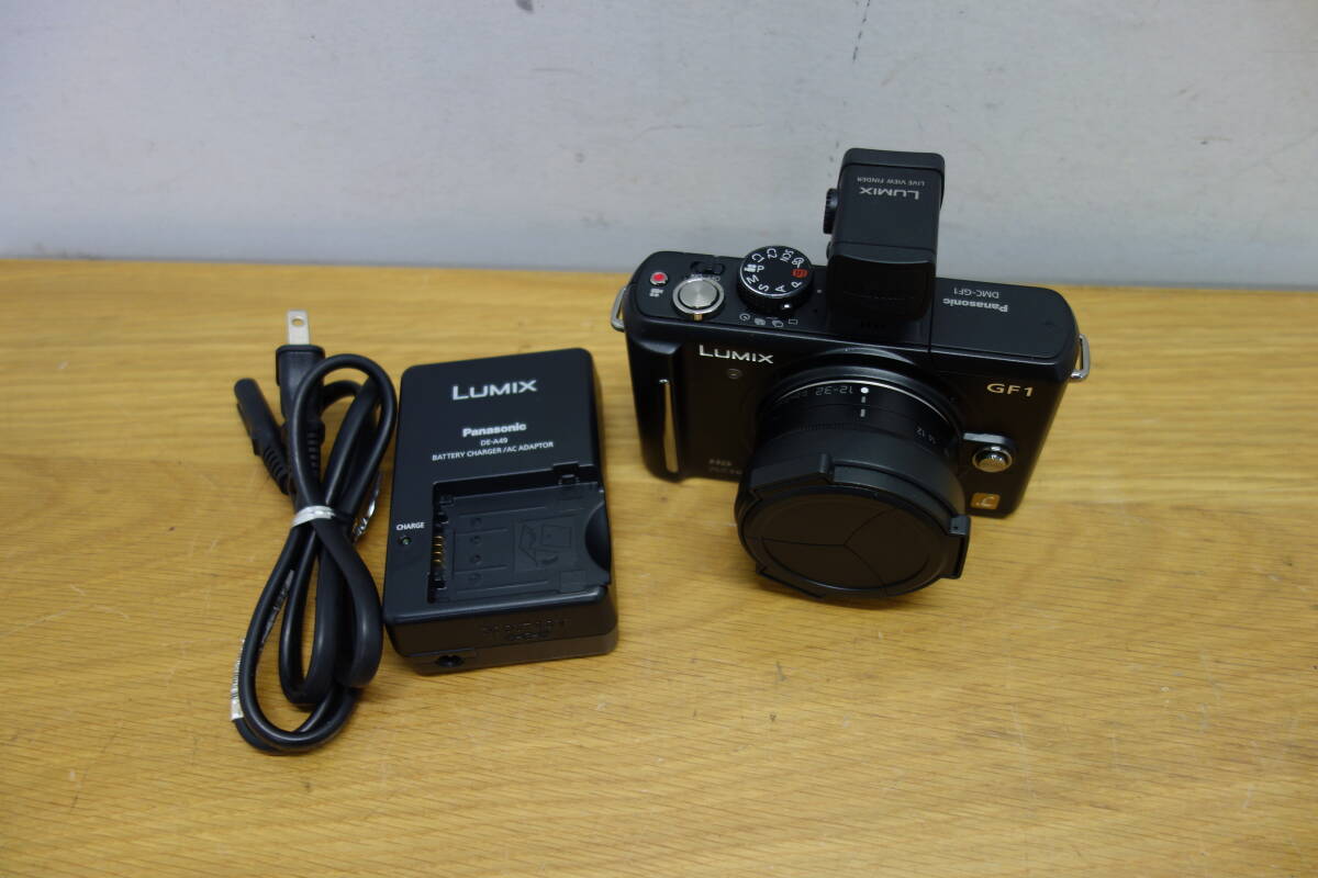 Panasonic DMC-GF1 ミラーレス一眼カメラ 撮影可 レンズ LUMIX G VARIO 1:3.5-5.6/12-32 ASPH 中古 ジャンク品 ③ 管理ZI-60