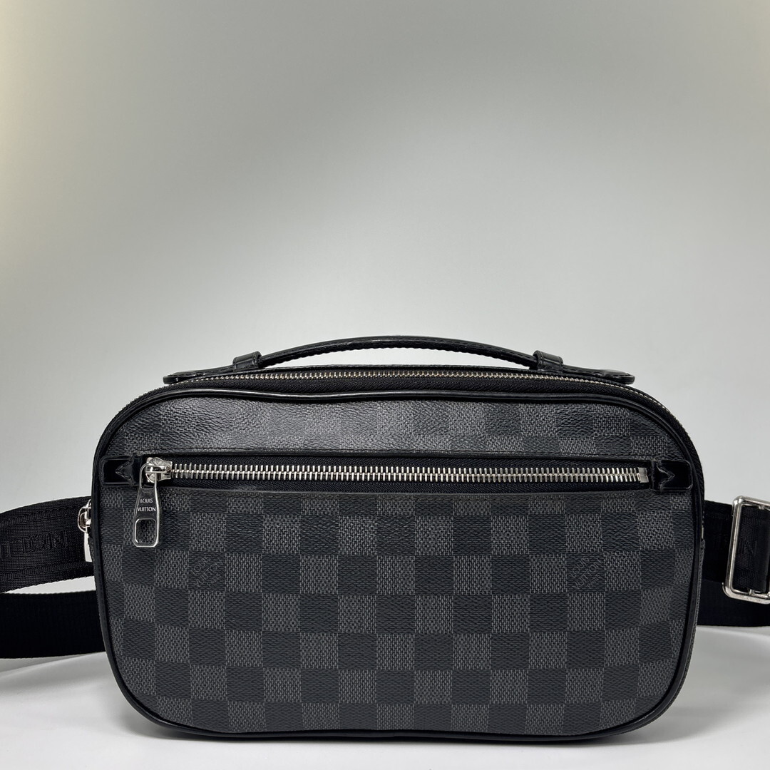 超極美品 Louis Vuitton ルイヴィトン ダミエグラフィット アンブレール ボディバッグ メンズ ブラック ショルダーバッグ N41289