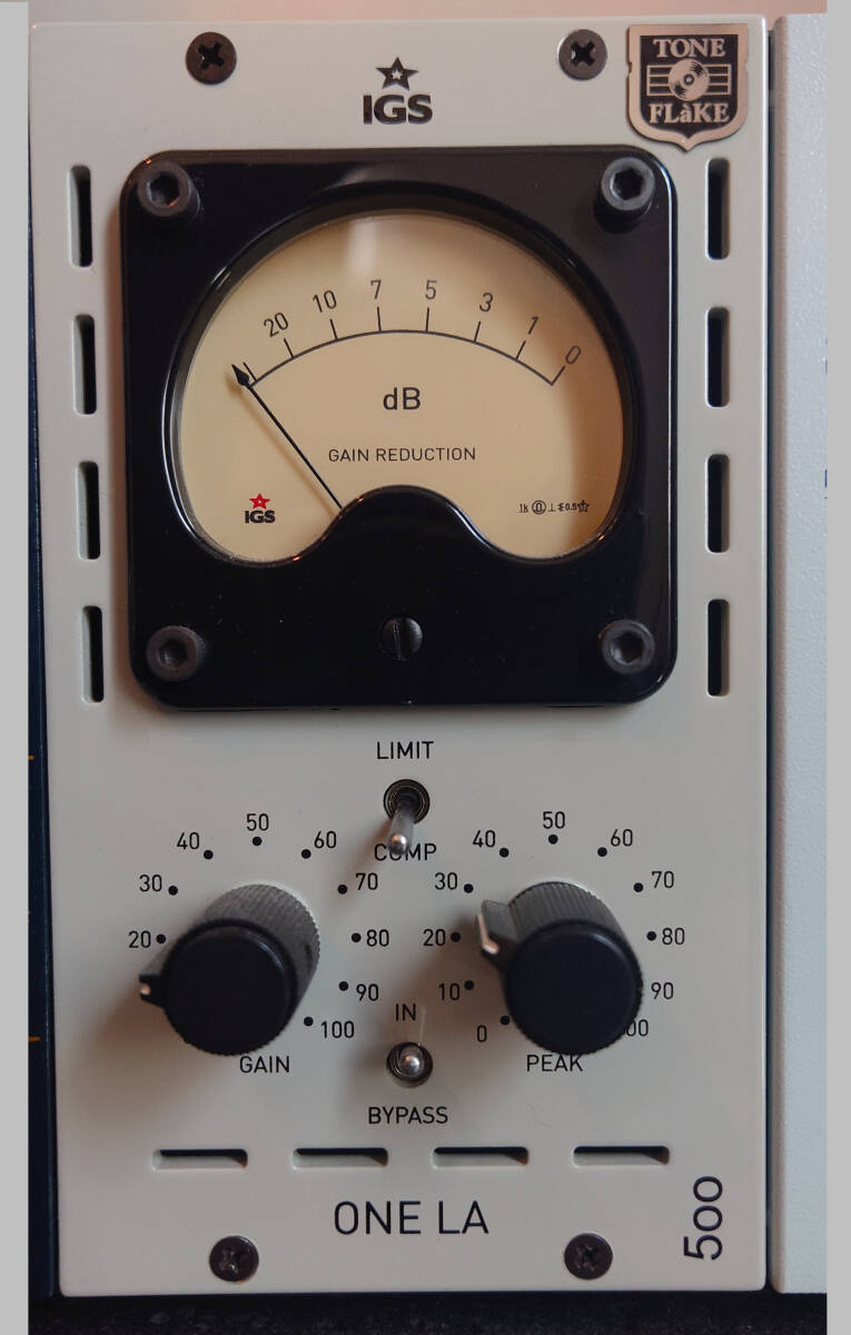 IGS Audio ONE LA API500 Toneflake Customオプトコンプレッサー LA-2A