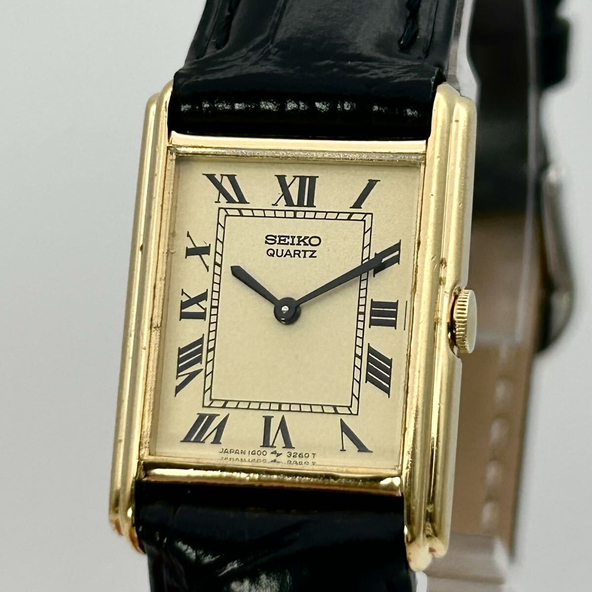 【新品電池 稼働】SEIKO Quartz セイコークォーツ 1400-6820 レクタンギュラー Roman ローマン 1980年11月 JAPAN vintage 腕時計