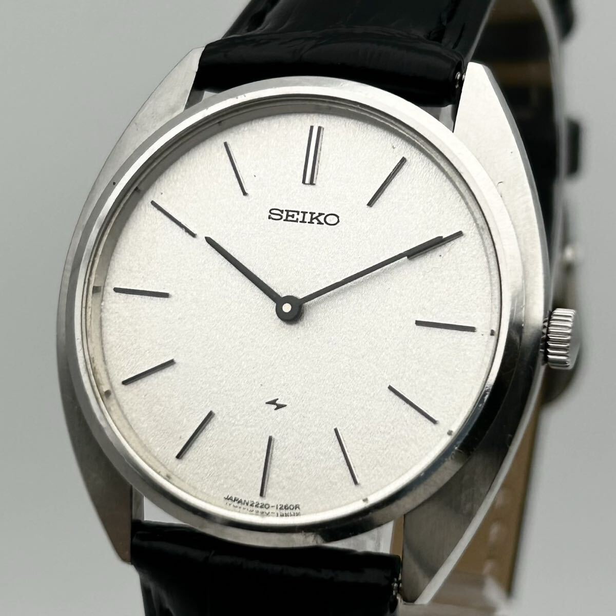 【梨地 メンズ 稼働】SEIKO セイコー Chariot シャリオ 2220-0470 手巻き 薄型ドレスウォッチ 1976年10月 JAPAN vintage 腕時計