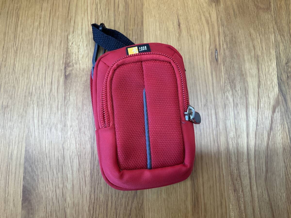 Case Logic DCB-302 Compact Camera Case (Red)