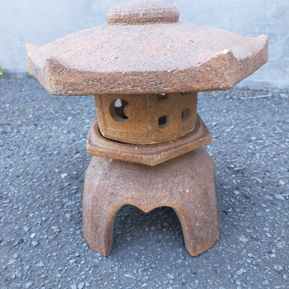 ★USED品★ 石灯籠 燈篭 庭園 和風 オブジェ 置物 アンティーク 所々細かな欠け有