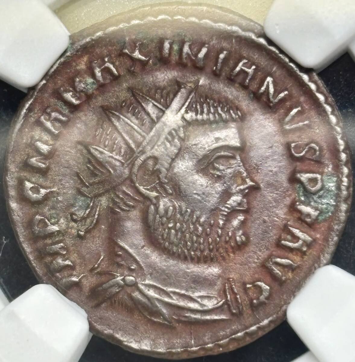 【古代ローマ銅貨】(NGC-XF 西暦286-310年 2.86g)