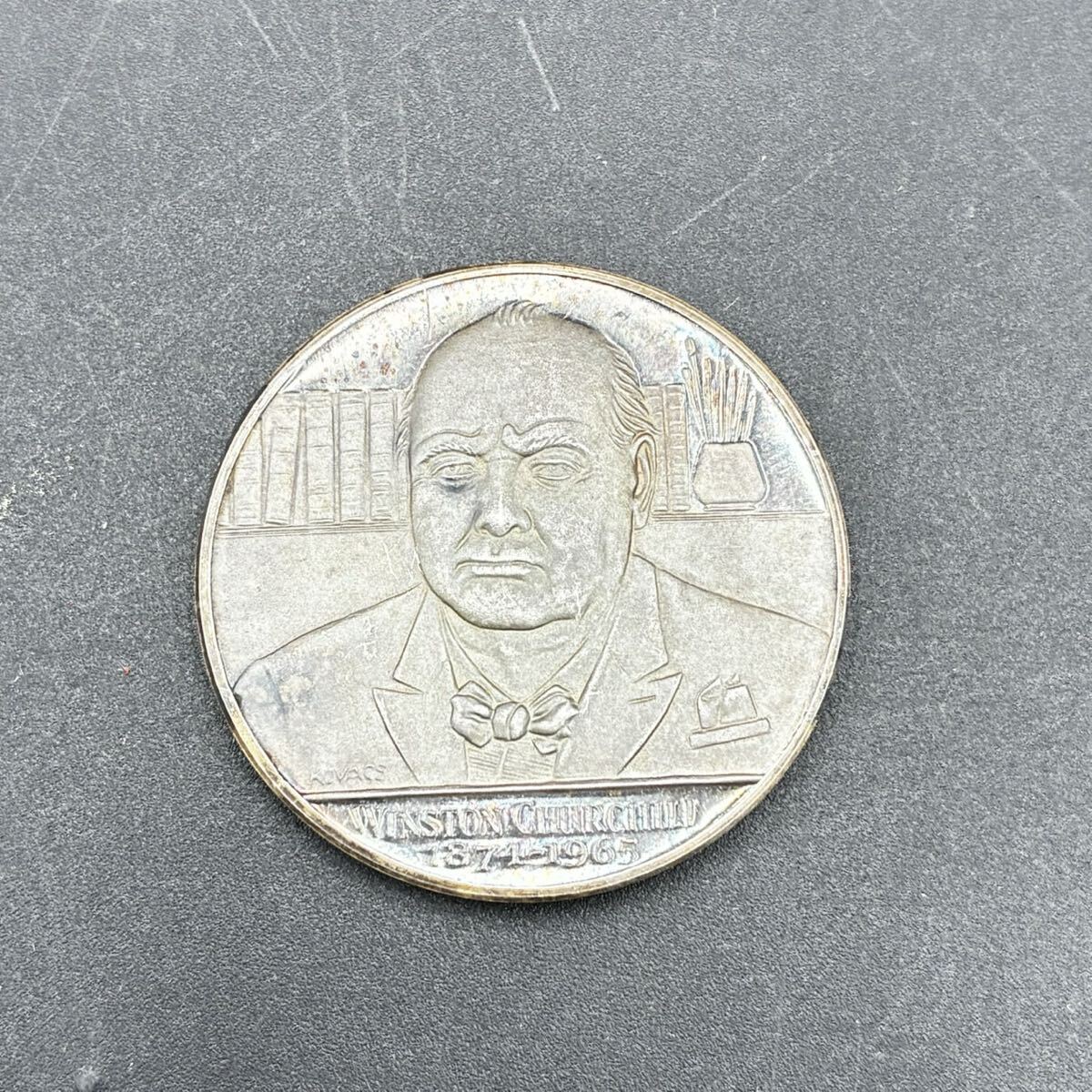 1円スタート イギリス宰相 ウィンストン・チャーチル 記念メダル 銀貨 コイン アンティーク コレクション 総重量約28.18g N0605い