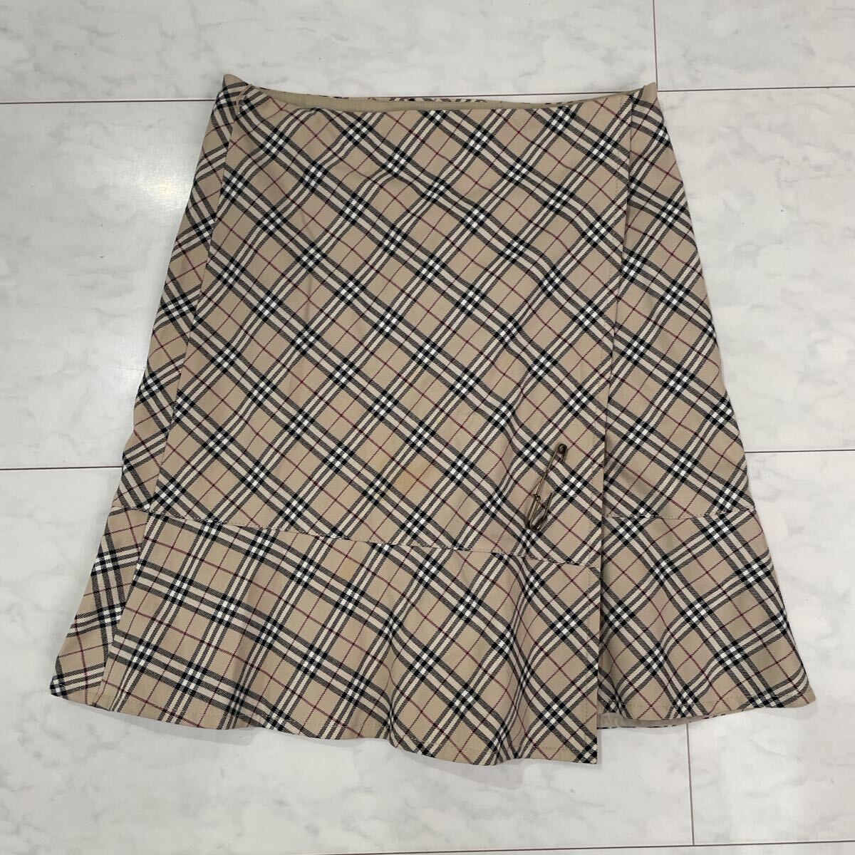 BURBERRY BLUE LABEL バーバリーブルーレーベル ノバチェック スカート ベージュ
