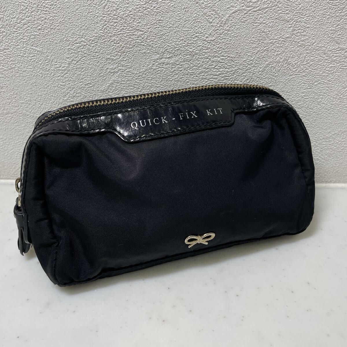 ANYA HINDMARCH アニヤハインドマーチ QUICK FIX KIT ポーチ BLK