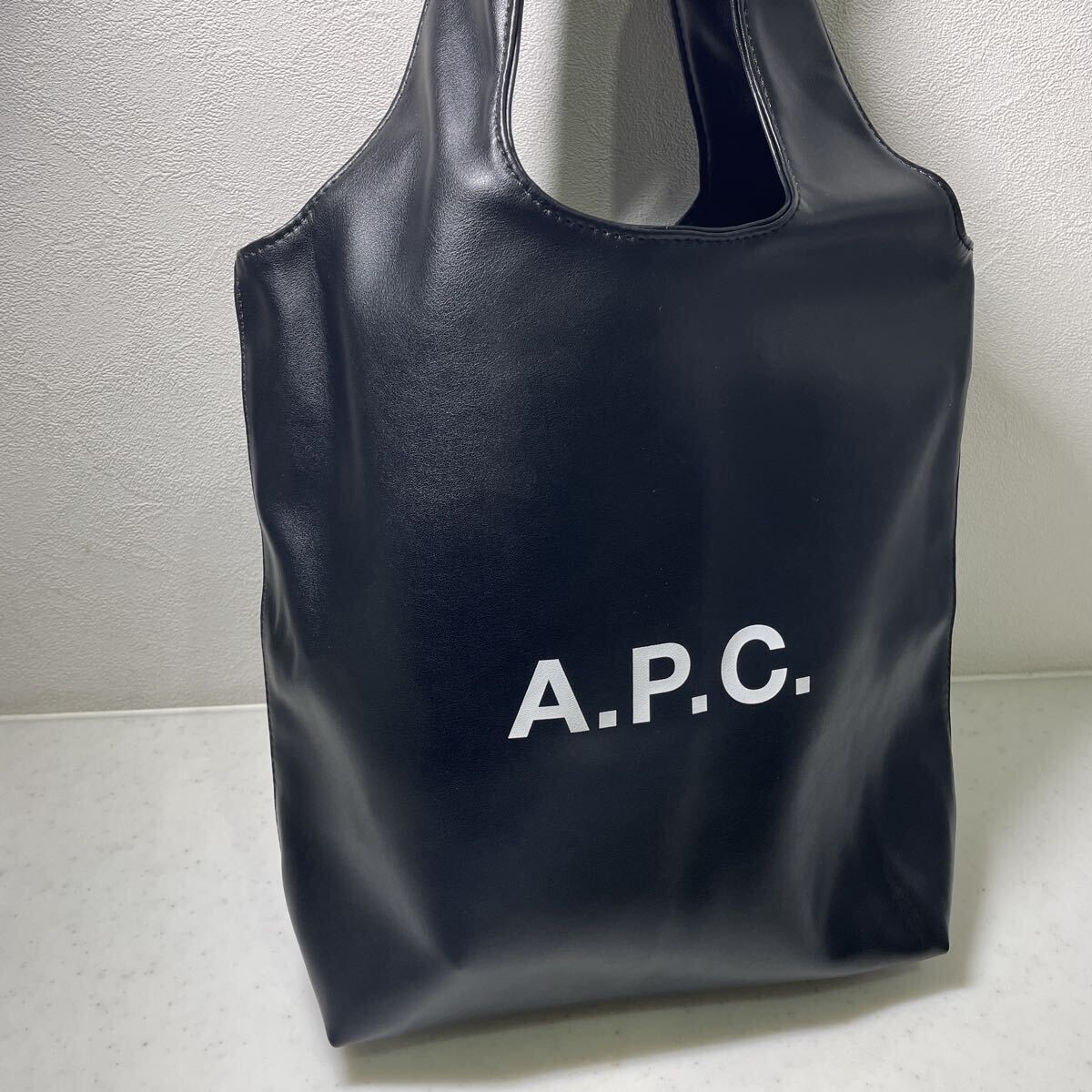 【美品】A.P.C. アーペーセー NINON トートバッグ ブラック