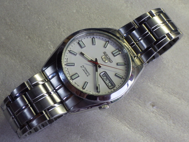 SEIKO　セイコー　ファイブ　自動巻き　7S26-03B0　白文字盤　シースルーバック　メンズ　ジャンク　060301