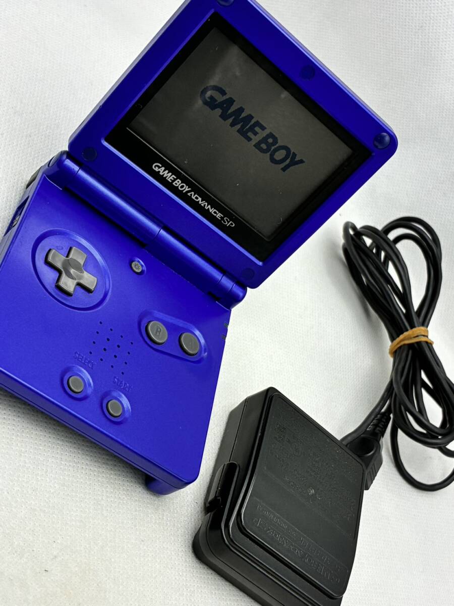 Y2946ゲームボーイアドバンスSP本体　ACアダプター 通電確認のみ　ブルー　