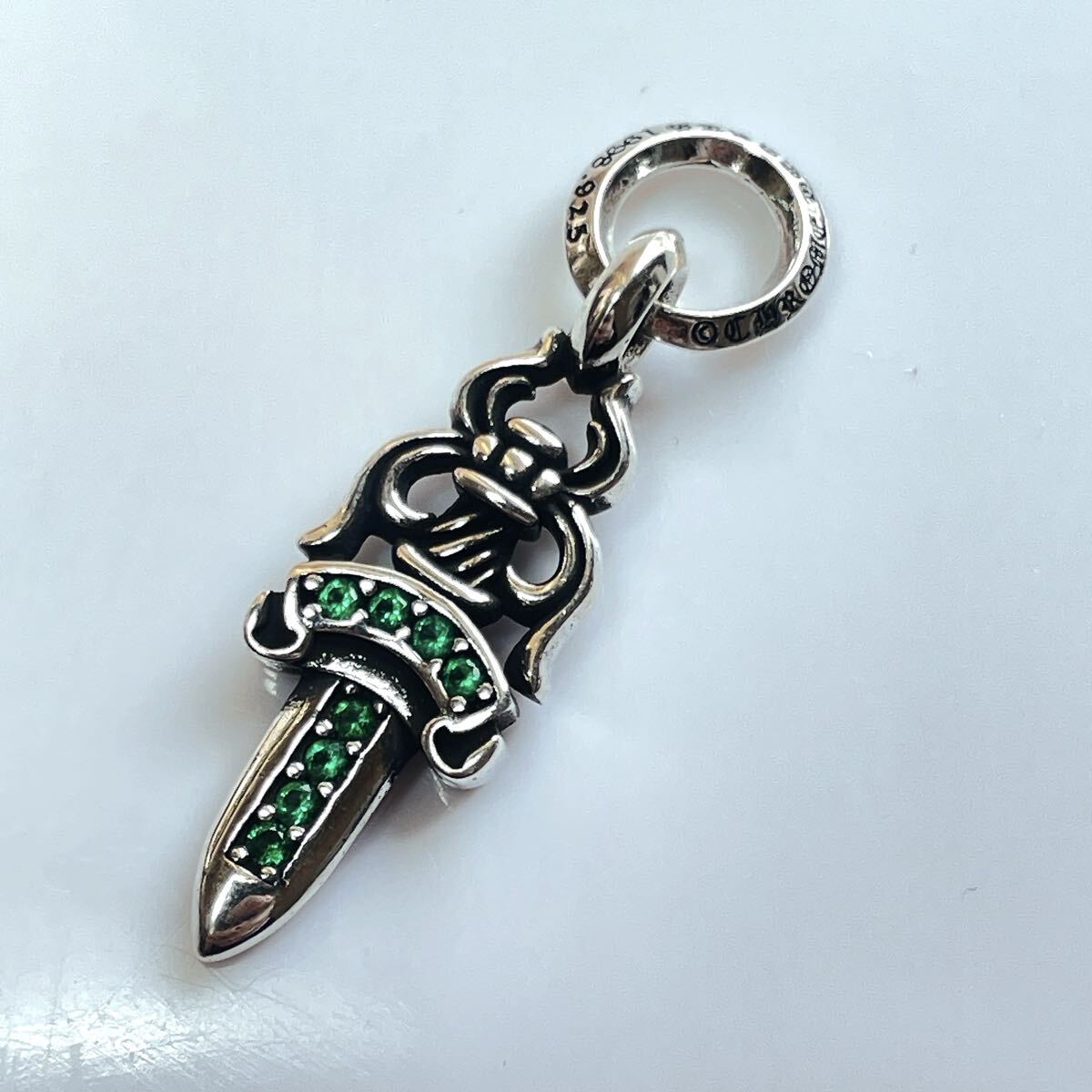 Chrome Hearts クロムハーツ ペンダント ダガー チャーム ch シルバー グリーン ストーン silver９２５ 刻印入り