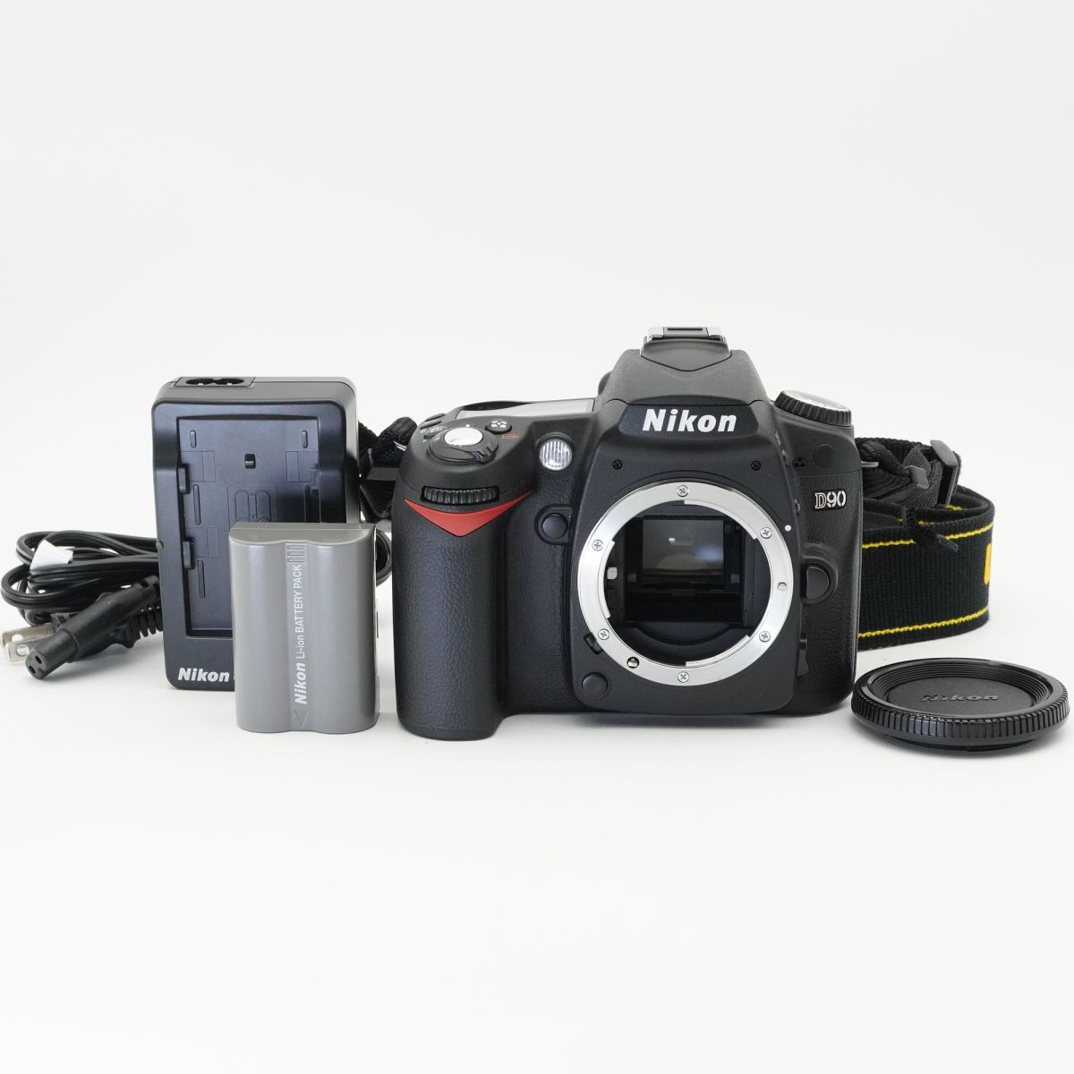 美品 動作確認済 Nikon ニコン D90 デジタル一眼レフカメラ #f45B3690