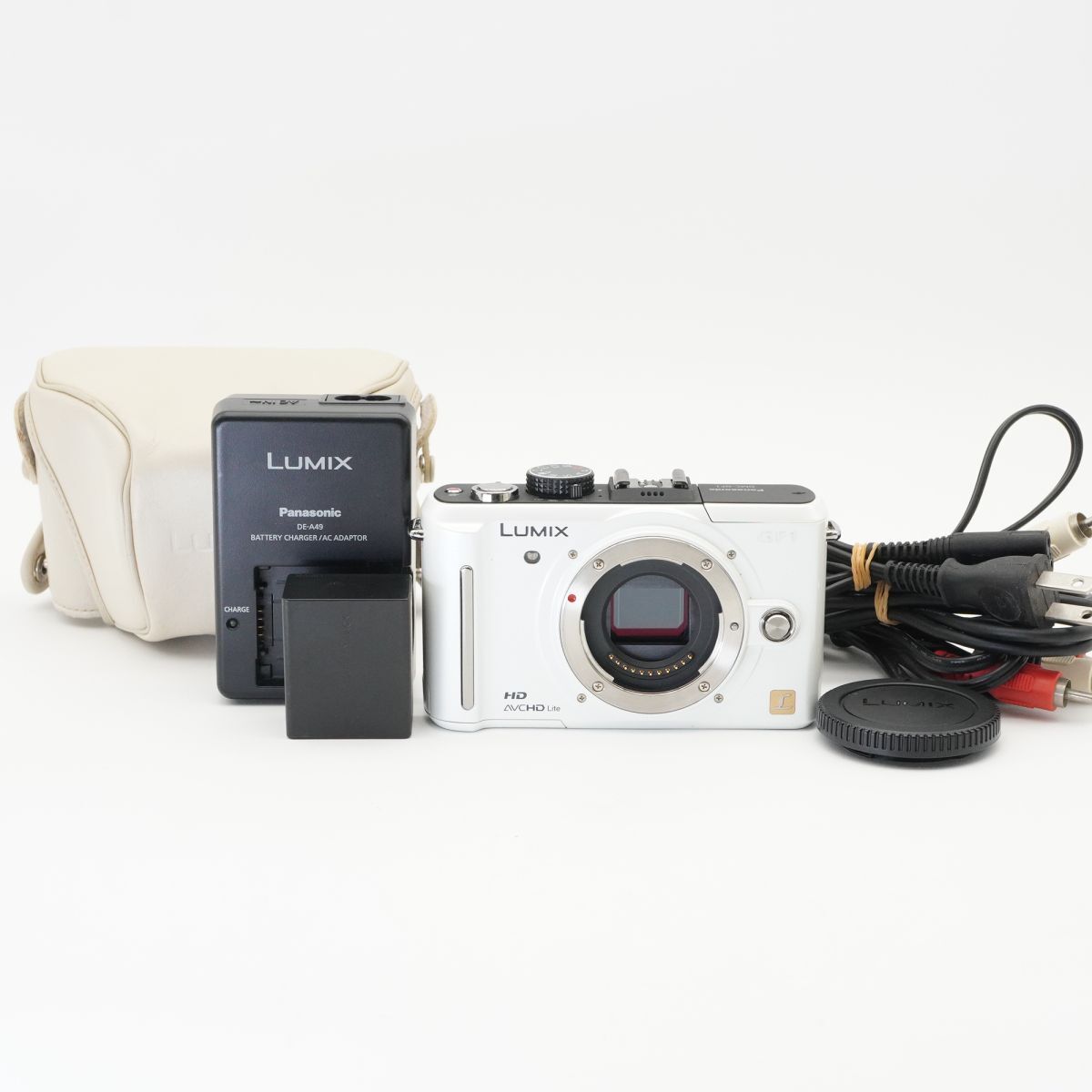良品 動作確認済 Panasonic パナソニック LUMIX DMC-GF1 ホワイト ミラーレス一眼カメラ #f33B3917