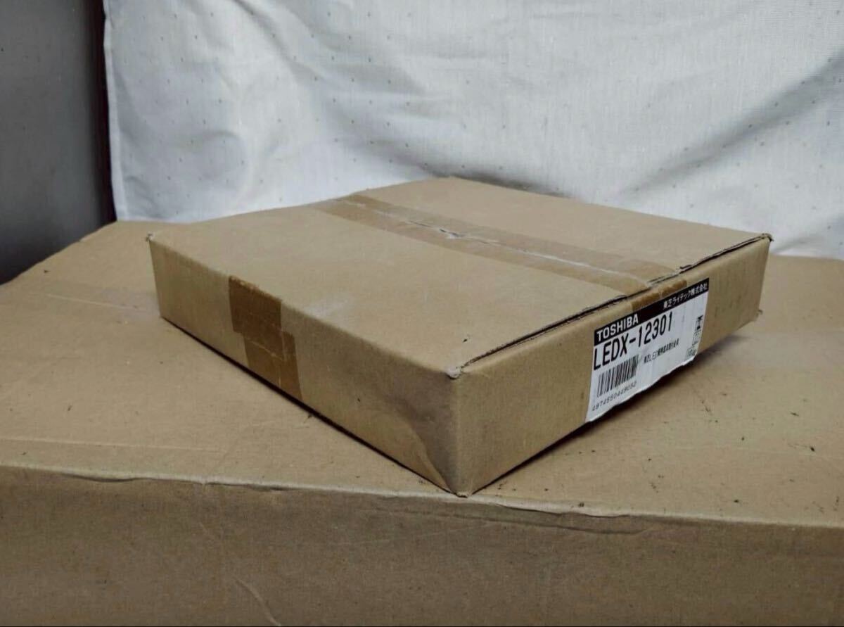 未使用　東芝　LED照明器具取り付け器具　連結金具　LEEX-12301 10個セット△DW9437△