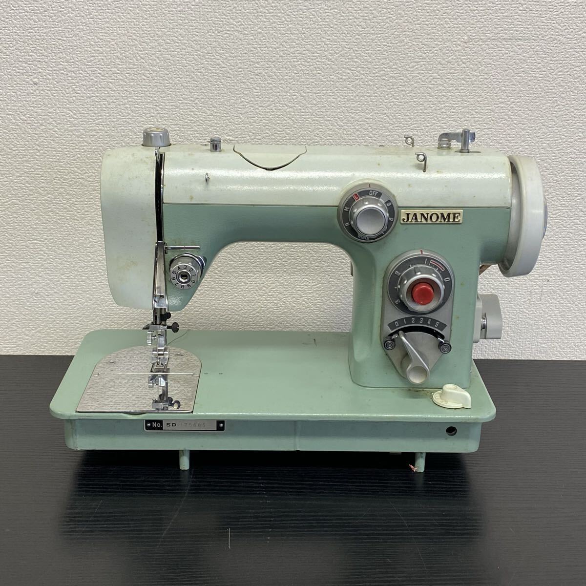 【5W79】1円スタート JANOME 670 ジャノメ ミシン 手芸 裁縫 ハンドクラフト グリーン ホワイト