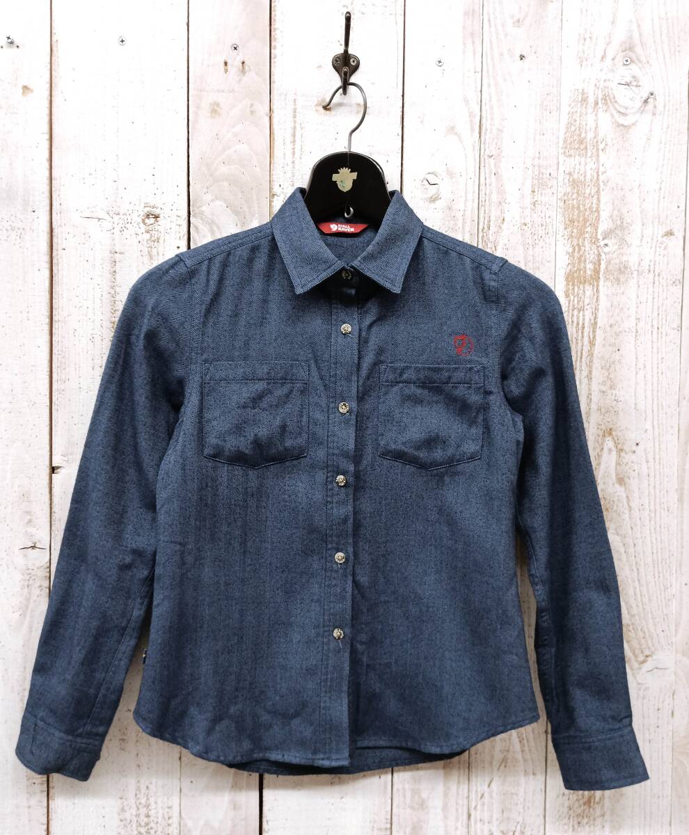 北欧アウトドアブランド＊FJALL RAVEN　フェール ラーベン＊ロングスリーブシャツ 長袖シャツ　S ＊ヘリンボーン起毛素材 ＊MODEL FR-3327L