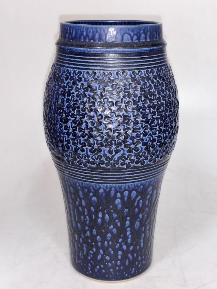青色 花柄 花瓶 花器 花生 花入 ブルー フラワーベース 華道具 陶器 インテリア　[A29]
