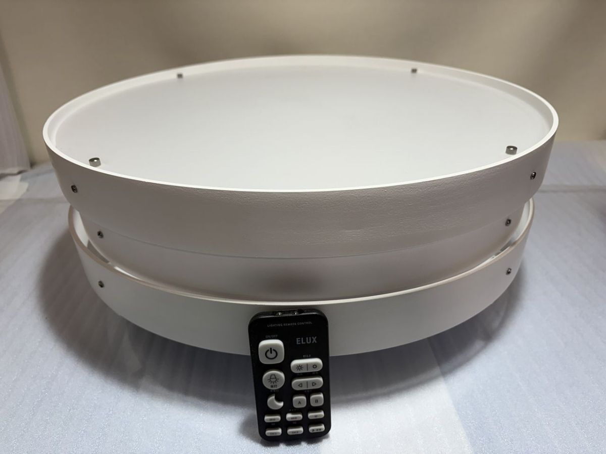 ★☆L911　ELUX　①WOOP　LEDシーリングライト　LC10982　中古品☆★