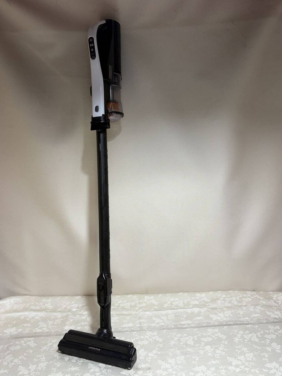 ★☆N22　HITACHI　充電式　掃除機PV-BL1K　2022年製　中古品☆★