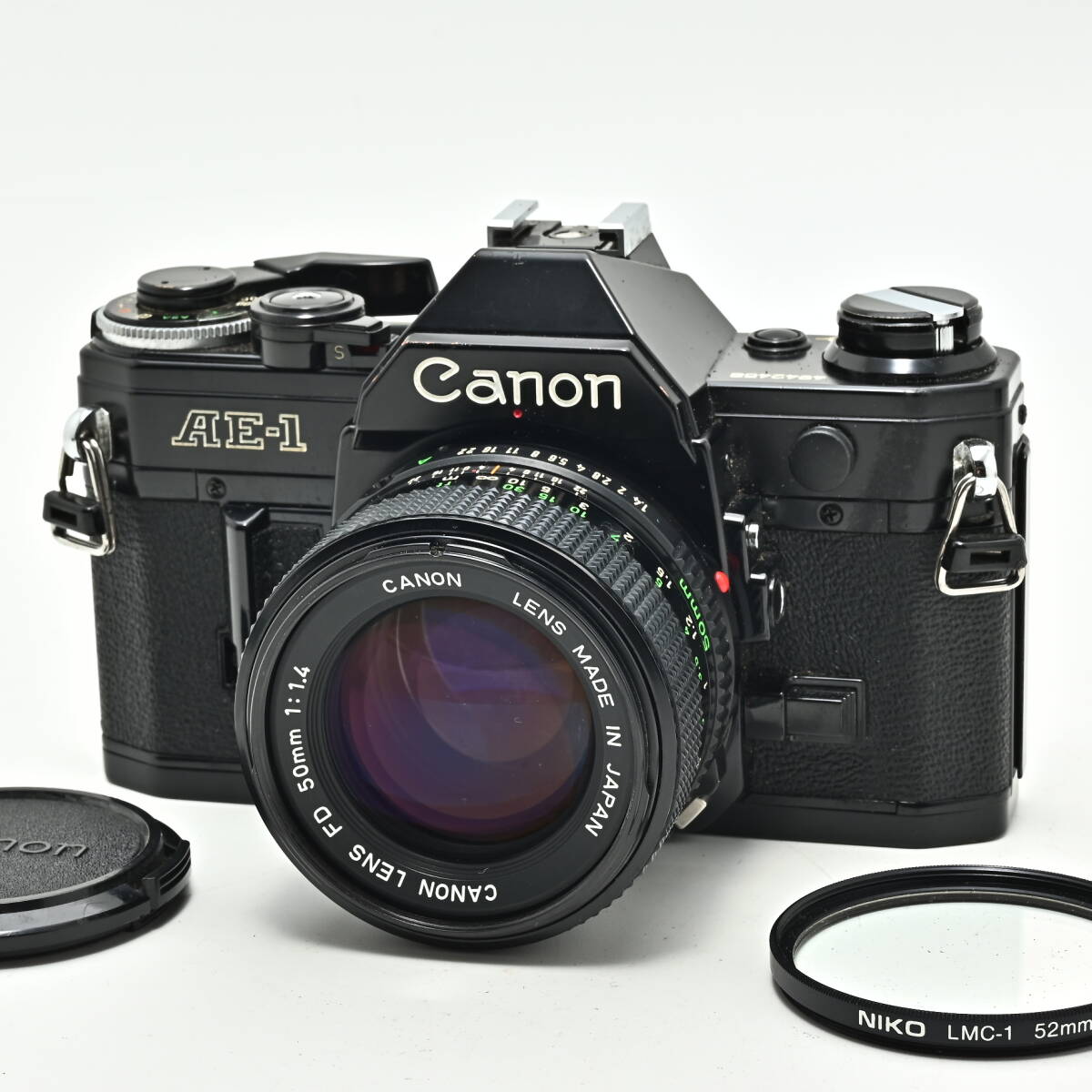 1N-314 Canon キヤノン AE-1 + New FD 50mm f/1.4 フィルムカメラ マニュアルフォーカス 一眼レフ 単焦点