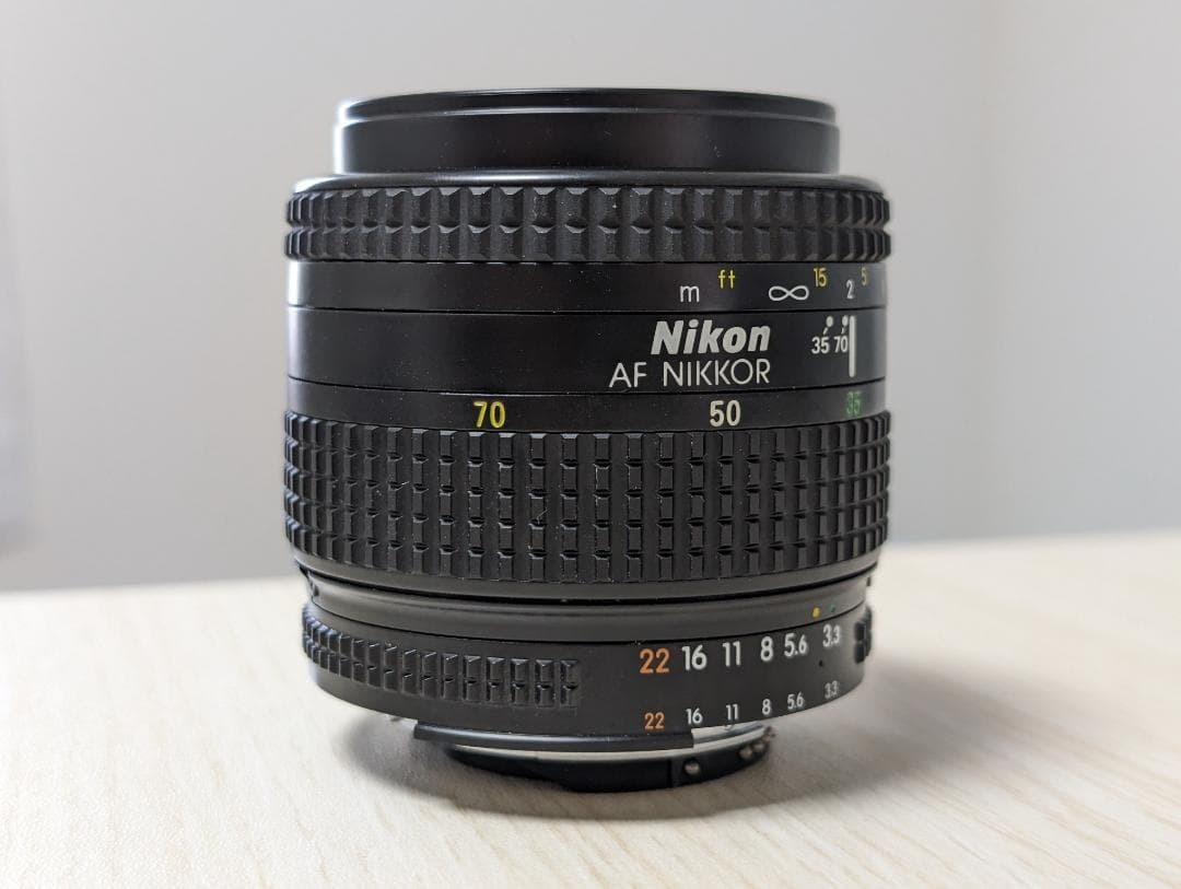 Nikon AF NIKKOR 35-70mm 1:3.3-4.5
