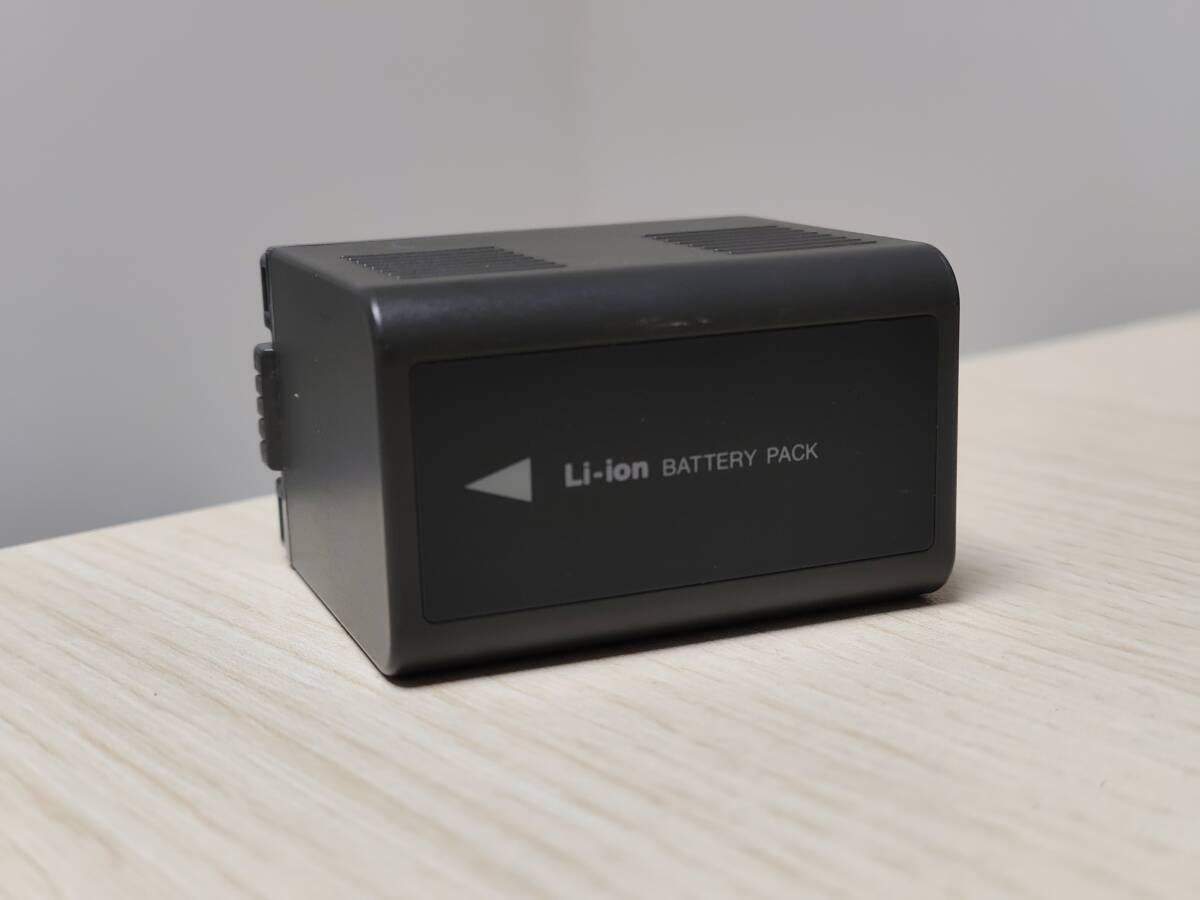 Panasonic VW-VBD25 充電使用可能