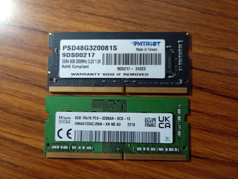 管83202／ Patriot ＆ SK hynix 【DDR4-3200】 合計16GB（8GB×2枚)　chip枚数が異なるペア　玄人向け　送料無料