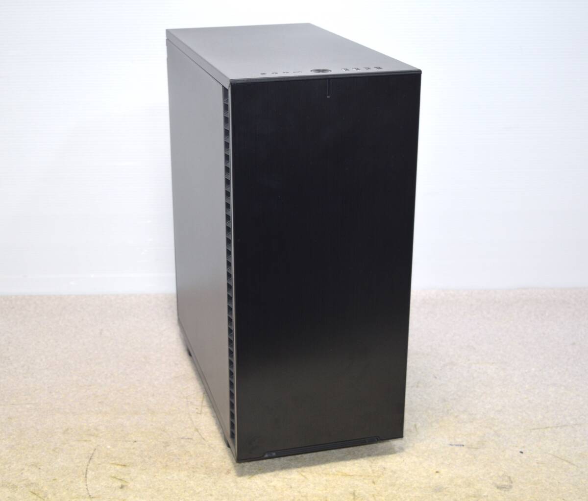 送料込み 自作PC Core i7-11700F/16GB/SSD512GB/2TB/WDS100T2B0C/GeForce RTX3060/WiFi/Define7 compactケース