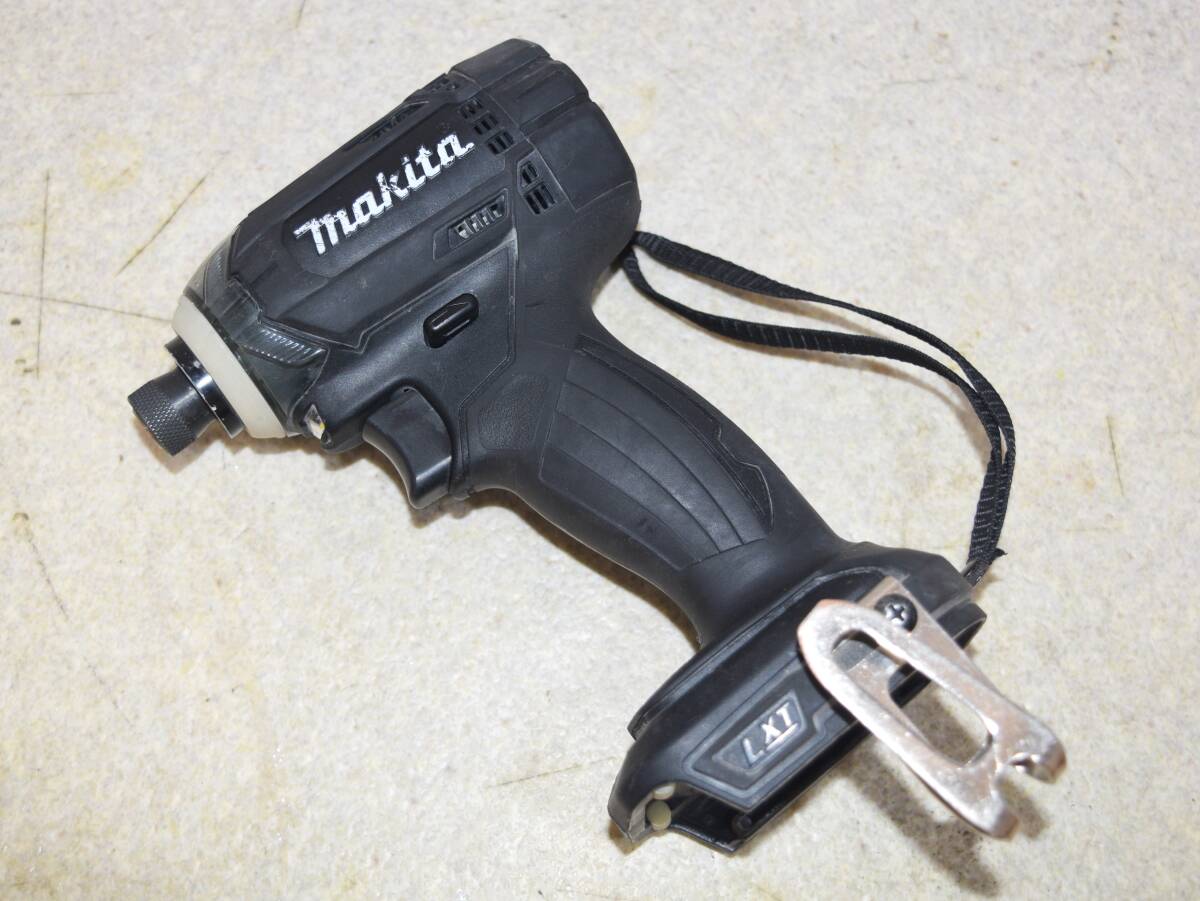 送料込み マキタ 18V充電式インパクトドライバ TD149D 本体のみ