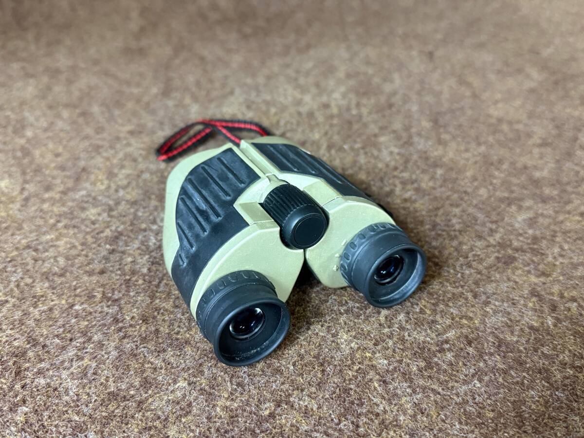 60 葉／Beam CB-10W 双眼鏡 10×22W 6.5° Fully Coated Optics 114m at 1000m BAK4 コンパクト コンサート バードウォッチング