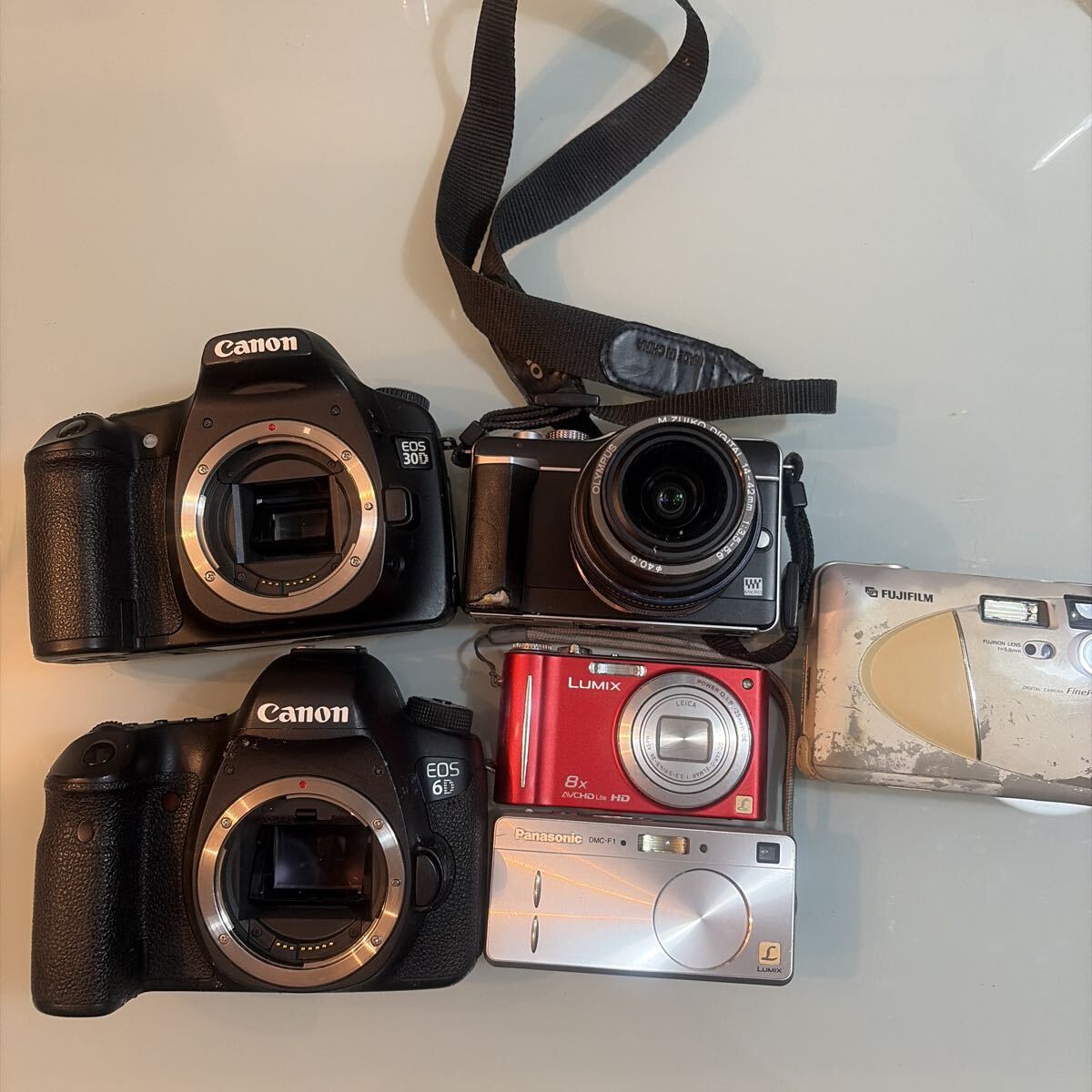 1円スタート TJ⑦ デジカメ　一眼　6個　セット　まとめ Canon EOS Panasonic OLYMPUS 富士フィルム　 デジタルカメラ　動作未確認　現状品