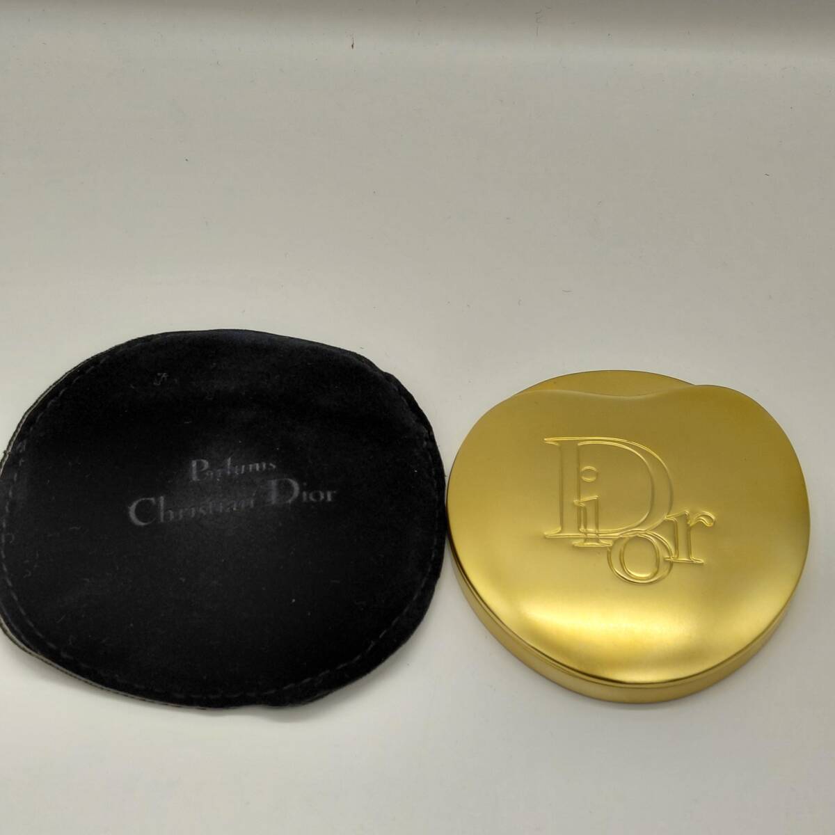 ★Christian Dior/クリスチャンディオール/コンパクトミラー/ゴールド (12263)