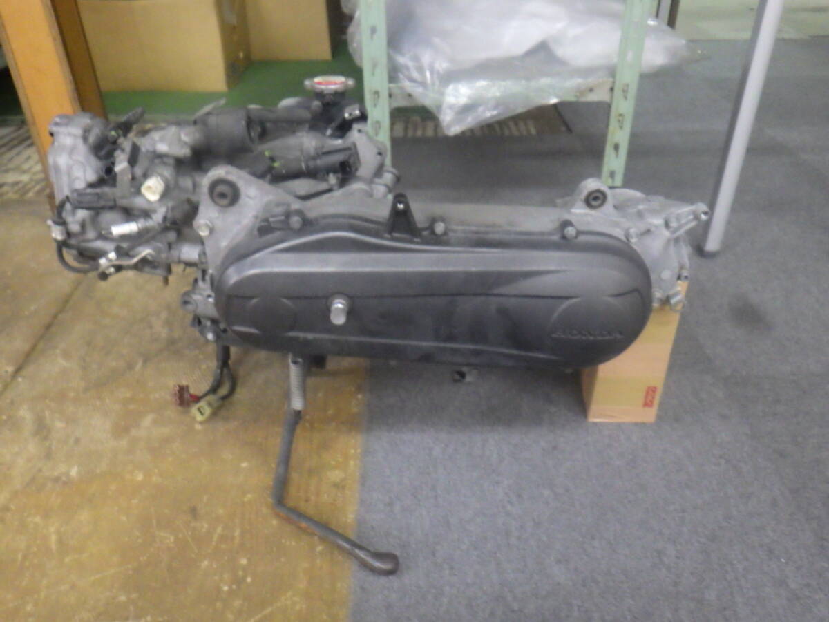 ★中古 再出品陳謝 ズーマー エンジン 異音あり 作動確認済 AF58-180 Fi車 センスタ 2009年 ZOOMER ズマTA 160サイズ 大阪発送　店頭渡可★