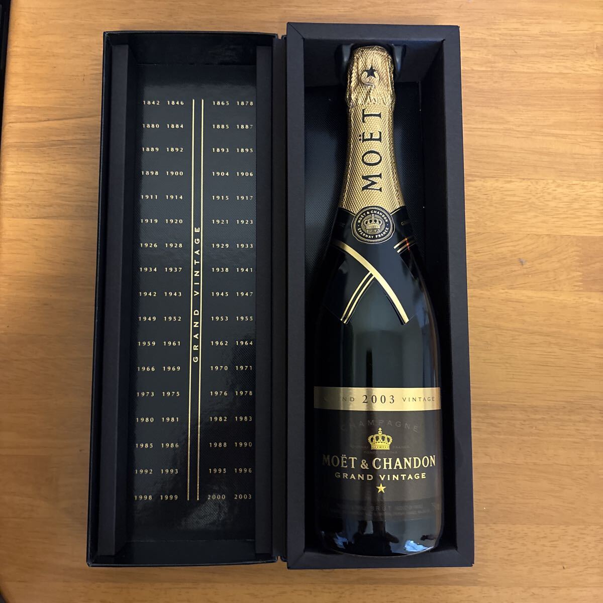 (超希少品)モエ・エ・シャンドン グラン ヴィンテージ 2003 シャンパン 750ml